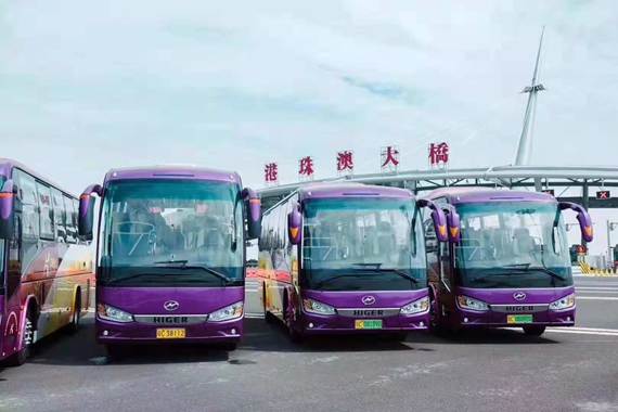 1540366996490476.jpg 说明: 服务港珠澳大桥的海格接驳巴士.jpg