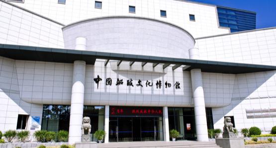 1487142919327030.jpg 福建奔驰新丝路3.jpg