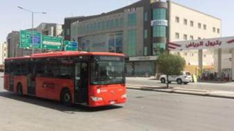 1519286617874096.jpg 金龙客车在圣城麦加市区运行