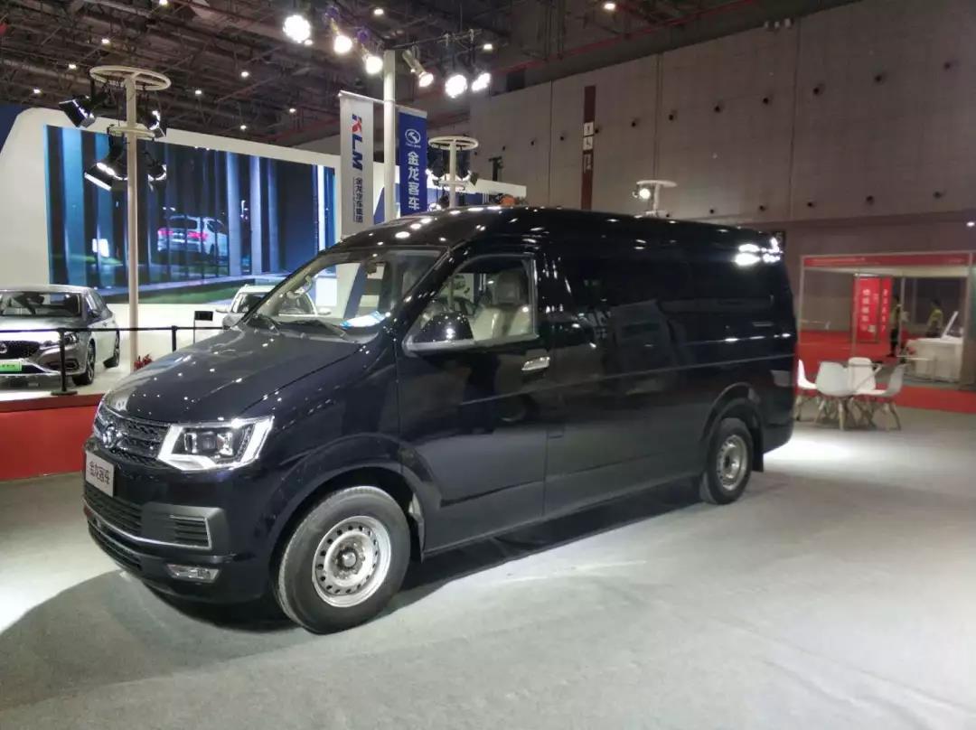 1539764368104951.jpg 201810172.jpg