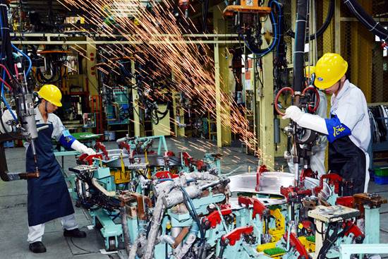 1503019514636279.jpg 2.光芒四射——廖志华摄