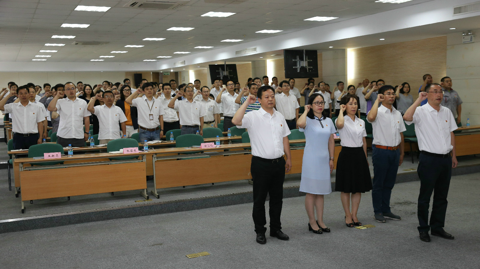 1529977443937186.jpg D14U9305.JPG