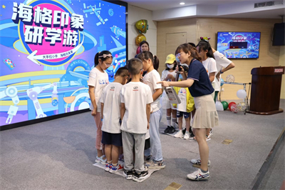 1671689181116544.jpg 朱美丽1.jpg